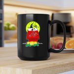 Atlanta Braves Snoopy Halloween Peanuts Moon Pumpkins Woodstock 2 mug.jpg