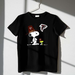Atlanta Falcons Snoopy Thanksgiving Pilgrim Hats 1 T Shirt