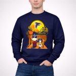 Atlanta Falcons Snoopy and Charlie Brown Halloween Pumpkin Moon Scene 3 Sweatshirt
