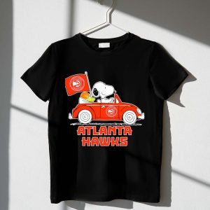 Atlanta Hawks Basketball Snoopy Dog Driving Car Peanuts Sports Team Fan 1 T Shirt