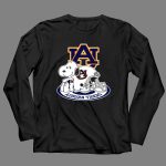 Auburn Tigers Snoopy Au Football Helmet 4 Long Sleeves.jpg