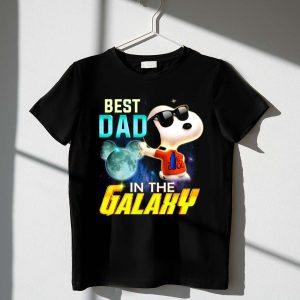 BEST DAD IN THE GALAXY SNOOPY E COOL 1 T Shirt