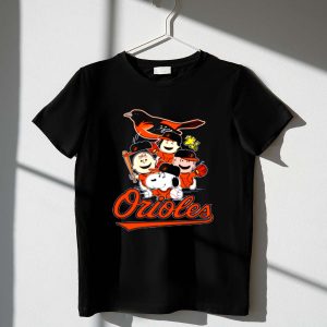 Baltimore Orioles Snoopy Charlie Brown Playing Baseball 1 T Shirt