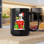 Boston Red Sox Christmas Snoopy Santa Hat with Woodstock Holiday Scene 2 mug.jpg