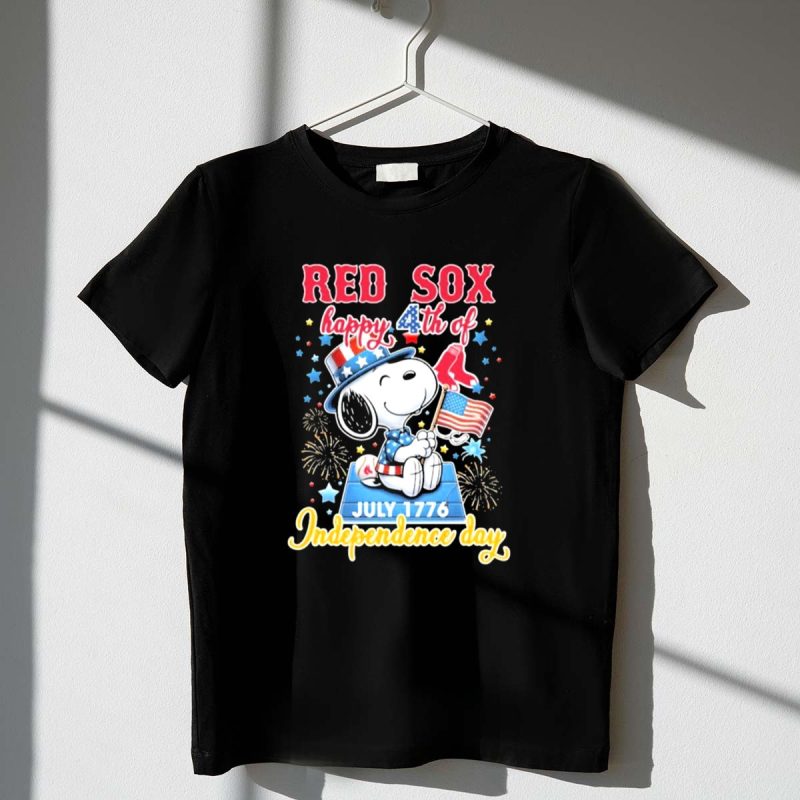 Boston Red Sox Snoopy The Peanuts Happy 4Th Of July 1776 American Flag 1 T Shirt