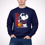 Bulls Snoopy With Basketball And Chicago Bulls Red 3 Sweatshirt