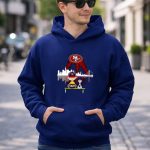 Charlie Brown And Snoopy Dog Watching City San Francisco 49ers 8 Hoodie