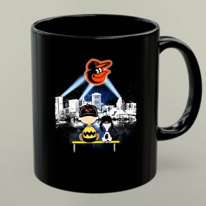 Charlie Brown And Snoopy Watching City Baltimore Orioles 1 mug.jpg