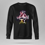 Charlie Brown And Snoopy Watching City Columbus Blue Jackets 9 Sweatshirt.jpg