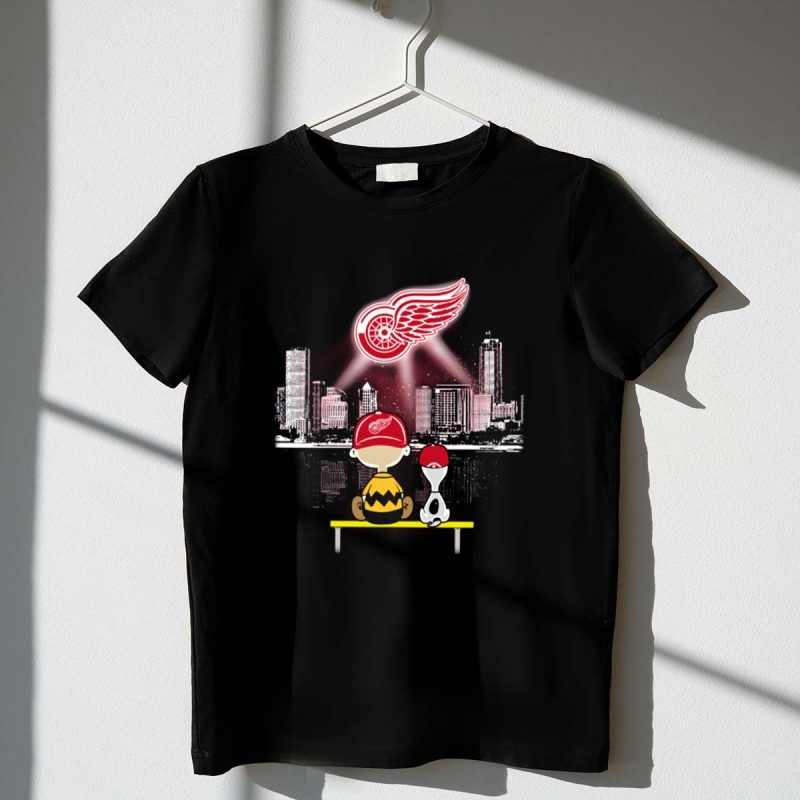 Charlie Brown And Snoopy Watching Detroit City Detroit Red Wings 1 T Shirt