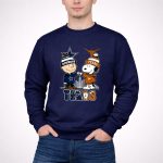 Charlie Brown Dallas Cowboys Touch Hand Snoopy Texas Longhorns Skyline 3 Sweatshirt
