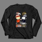 Charlie Brown Denver Broncos touch hand Snoopy Denver Nuggets skyline 4 Long Sleeves