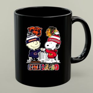 Charlie Brown Fist Bump Snoopy Chicago Bears And Chicago Blackhawks 1 mug.jpg
