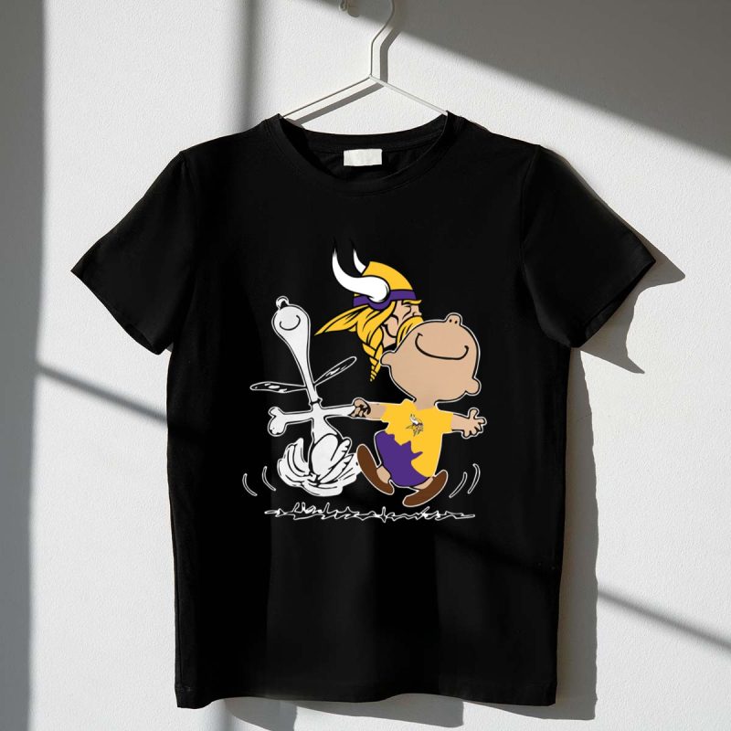 Charlie Brown Snoopy Minnesota Vikings 1 T Shirt