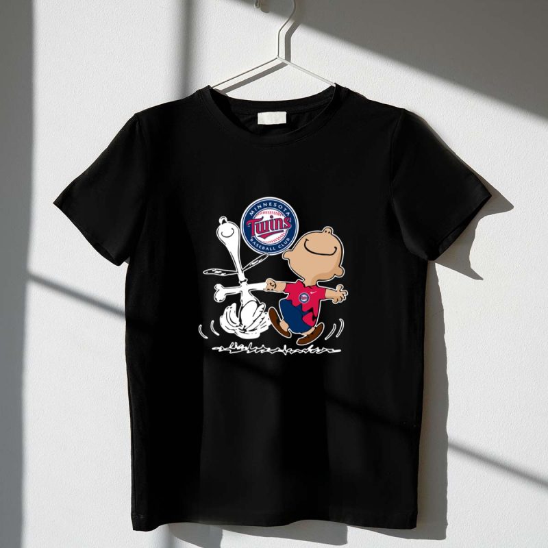 Charlie Brown And Snoopy Minnesota Twins Dance 1 T Shirt