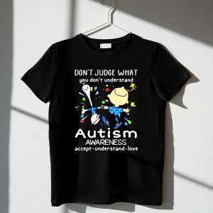 Charlie Brown and Snoopy dont judge what you dont understand Autism awareness shirt 1 T Shirt
