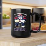 Charlie Brown touch hand Snoopy New England Patriots 65th anniversary 2 mug.jpg