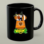 Chicago Bears Snoopy Halloween Witch Football Pumpkin House 1 mug.jpg
