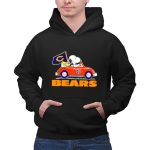 Chicago Bears Snoopy and Woodstock Driving Car with Flag 2 Hoodie