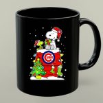 Chicago Cubs Snoopy Christmas Peanuts Woodstock Holiday Gift 1 mug.jpg