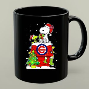 Chicago Cubs Snoopy Christmas Peanuts Woodstock Holiday Gift 1 mug.jpg