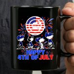 Chicago Cubs x Snoopy Friends Happy 4th of July 3 mug.jpg