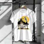Chicago White Sox Snoopy X Charlie Brown Sit Under Moon Peanuts Halloween T Shirt 6.jpg