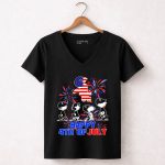 Chicago White Sox x Snoopy happy 4th of July 7 Womens V Neck.jpg