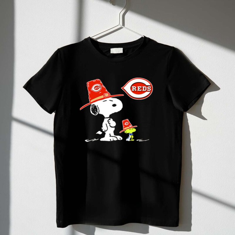 Cincinnati Reds Snoopy And Woodstock Baseball Fans 1 T Shirt