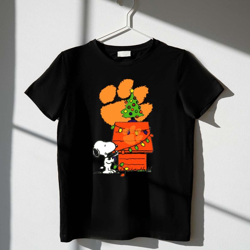 Clemson Tigers Snoopy Christmas Lights Dog House Peanuts Football 1 T Shirt.jpg