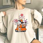 Clemson Tigers Snoopy and Hello Kitty Valentine 3 Sweatshirt.jpg