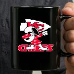 Dabbing Snoopy Wear Kansas City Chiefs 3 mug.jpg