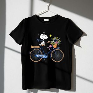 Dallas Cowboys Snoopy on Bicycle with Flowers and Star Basket 1 T Shirt