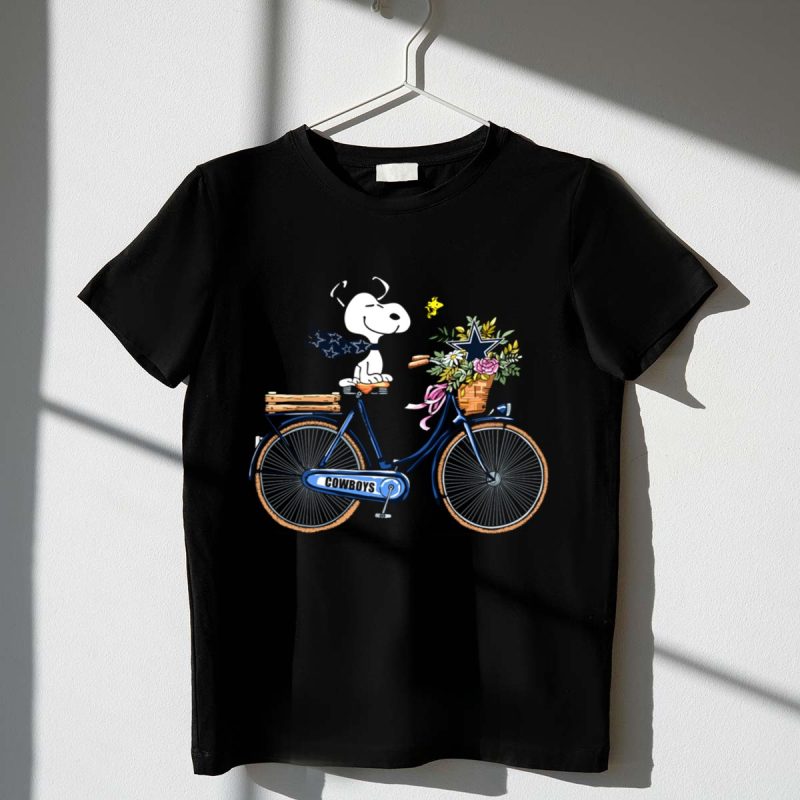 Dallas Cowboys Snoopy On Bicycle With Flowers And Star Basket 1 T Shirt