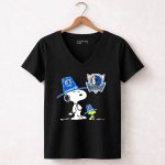 Dallas Mavericks Snoopy and Woodstock Pilgrim Hats 6 Womens V Neck