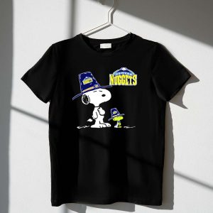 Denver Nuggets Snoopy and Woodstock with Pilgrim Hats 1 T Shirt