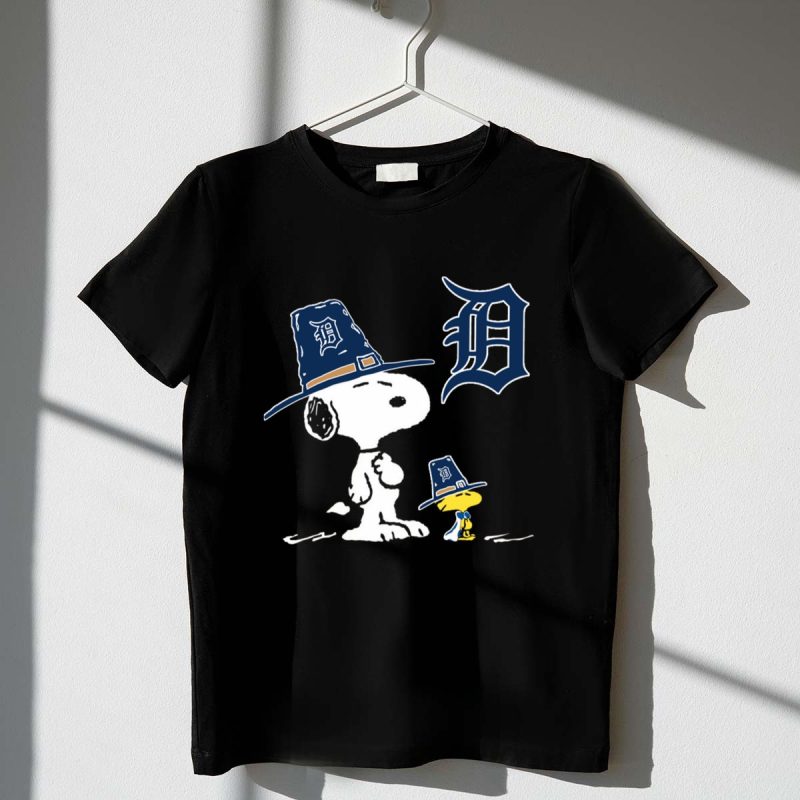 Detroit Tigers Snoopy Woodstock Pilgrim Hats 1 T Shirt.jpg