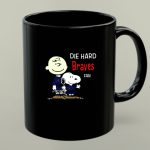 Die Hard Braves Fan Snoopy and Charlie Brown in Team Jerseys 1 mug.jpg