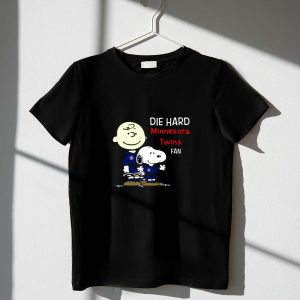 Die Hard Minnesota Twins Fan Snoopy And Charlie Brown Shirt