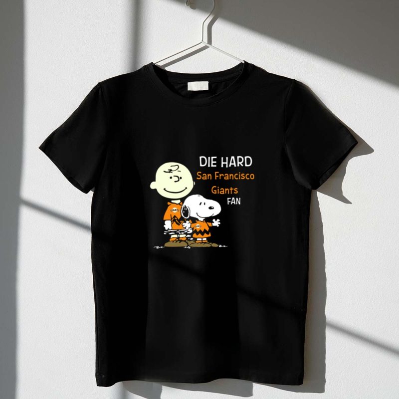 Die Hard San Francisco Giants Fan Snoopy And Charlie Brown 1 T Shirt