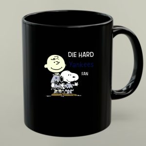 Die Hard Yankees Fan Snoopy and Charlie Brown 1 mug.jpg