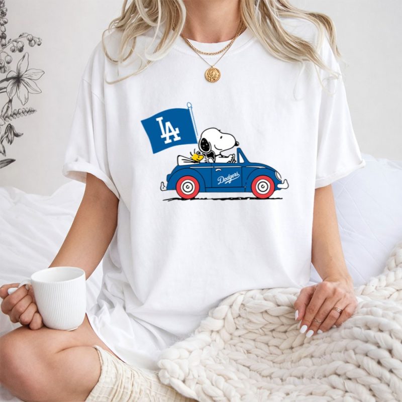 Dodgers Snoopy Woodstock Driving Car La Flag 1 T Shirt