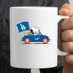 Dodgers Snoopy Woodstock Driving Car LA Flag 3 mug 1.jpg