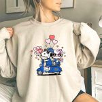 Florida Gators Snoopy and Hello Kitty Valentine 3 Sweatshirt.jpg