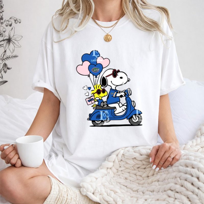Florida Gators Snoopy And Woodstock Valentine 1 T Shirt.jpg