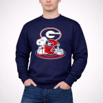 Georgia Bulldogs Snoopy Football Helmet 3 Sweatshirt.jpg