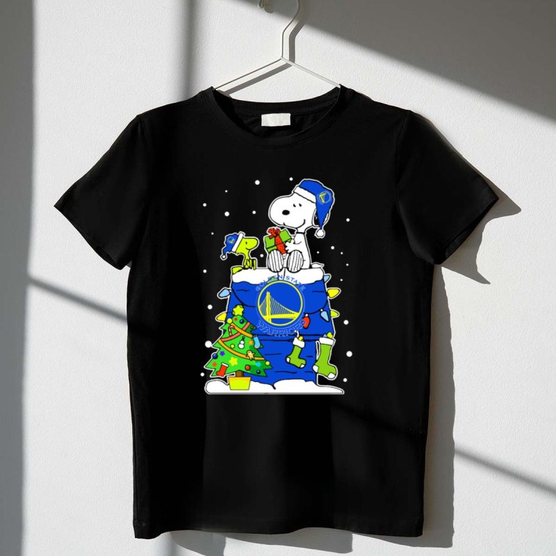 Golden State Warriors Happy Holidays Snoopy And Woodstock Christmas Tree 1 T Shirt