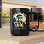 Green Bay Packers Snoopy Charlie Brown Fan Celebration 2 mug.jpg