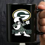 Green Bay Packers Snoopy Dabbing Packers 3 mug.jpg