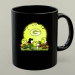 Green Bay Packers Snoopy Halloween Moon Pumpkins 1 mug.jpg